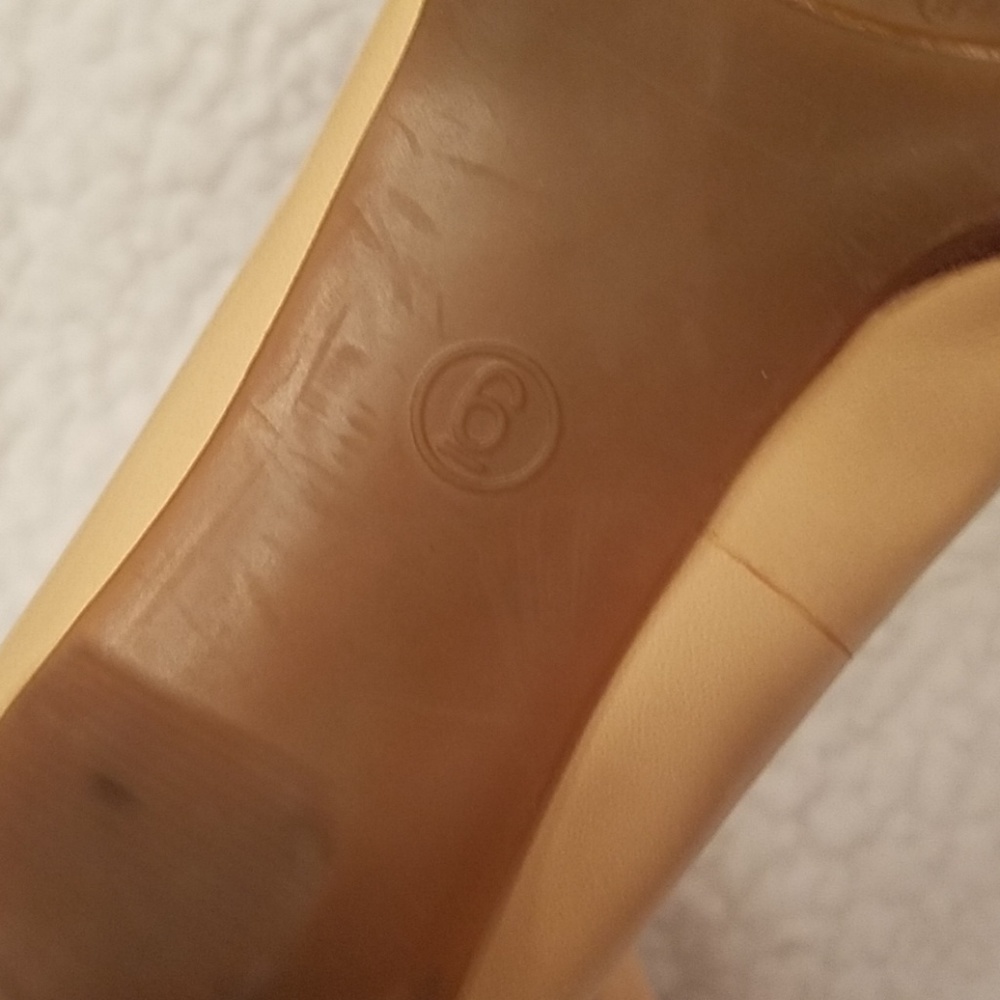 Etienne Aigner Luke Leather Heels Size 6 - Picture 4 of 8